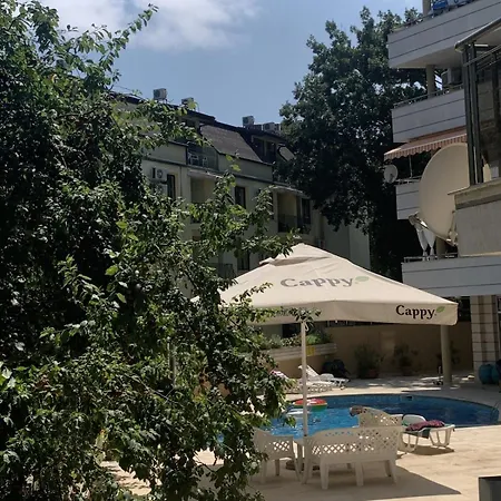 Апартаменти Kabakum With Pool